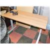 Image 1 : ELECTRIC LIFT OFFICE WORK TABLE