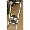 Image 1 : STEP LADDER