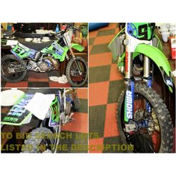 FEATURED 1997 KAWASAKI KX 250 DIRTBIKE