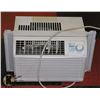 Image 1 : DANBY WINDOW AIR CONDITIONER