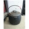 Image 1 : Vintage Cast Iron Cook Pot with Metal Lid