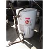 Image 1 : 36 Litre Hot Water Tank