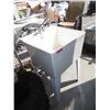 Image 1 : Laundry Tub with Taps