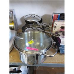 10 Piece Lot of Assorted Cookware - Store Returns