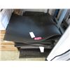 Image 1 : 20 Assorted Mats - Store Returns