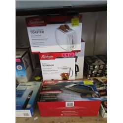 5 Small Kitchen Appliances - Store Returns