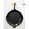 Image 1 : 14" Cabela's Cast Iron Frying Pan