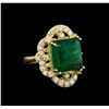 Image 1 : 14KT Yellow Gold 9.30 ctw Emerald and Diamond Ring