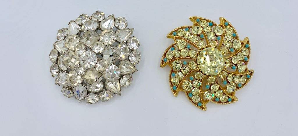 LOT OF TWO VINTAGE RHINESTONE PINS/BROOCHES