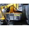 Image 6 : LOT OF 2 DRILLS (DEWALT) *14 VOLT AND 18 VOLT*