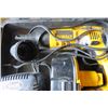 Image 8 : LOT OF 2 DRILLS (DEWALT) *14 VOLT AND 18 VOLT*