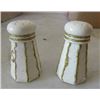 Image 3 : LOT OF 2 CARDBOARD TRAYS OF SALT AND PEPPER SHAKERS