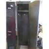 Image 2 : LOT OF 2 METAL LOCKERS (6' X 15" X 18")