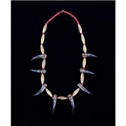 Sioux Bear Claw & Beaded Necklace 19th Century