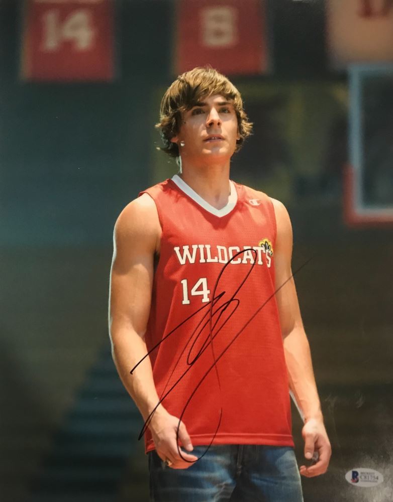 Zac Efron Signed High School Musical 11x14 Photo Beckett Coa Zac Efron Signed High School Musical 11x14 Photo Beckett Coa