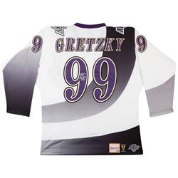 Wayne Gretzky Signed Los Angeles Kings Jersey (UDA COA)