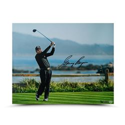Gary Player Signed "Tee Shot on 18" Limited Edition 16x20 Photo (UDA COA)