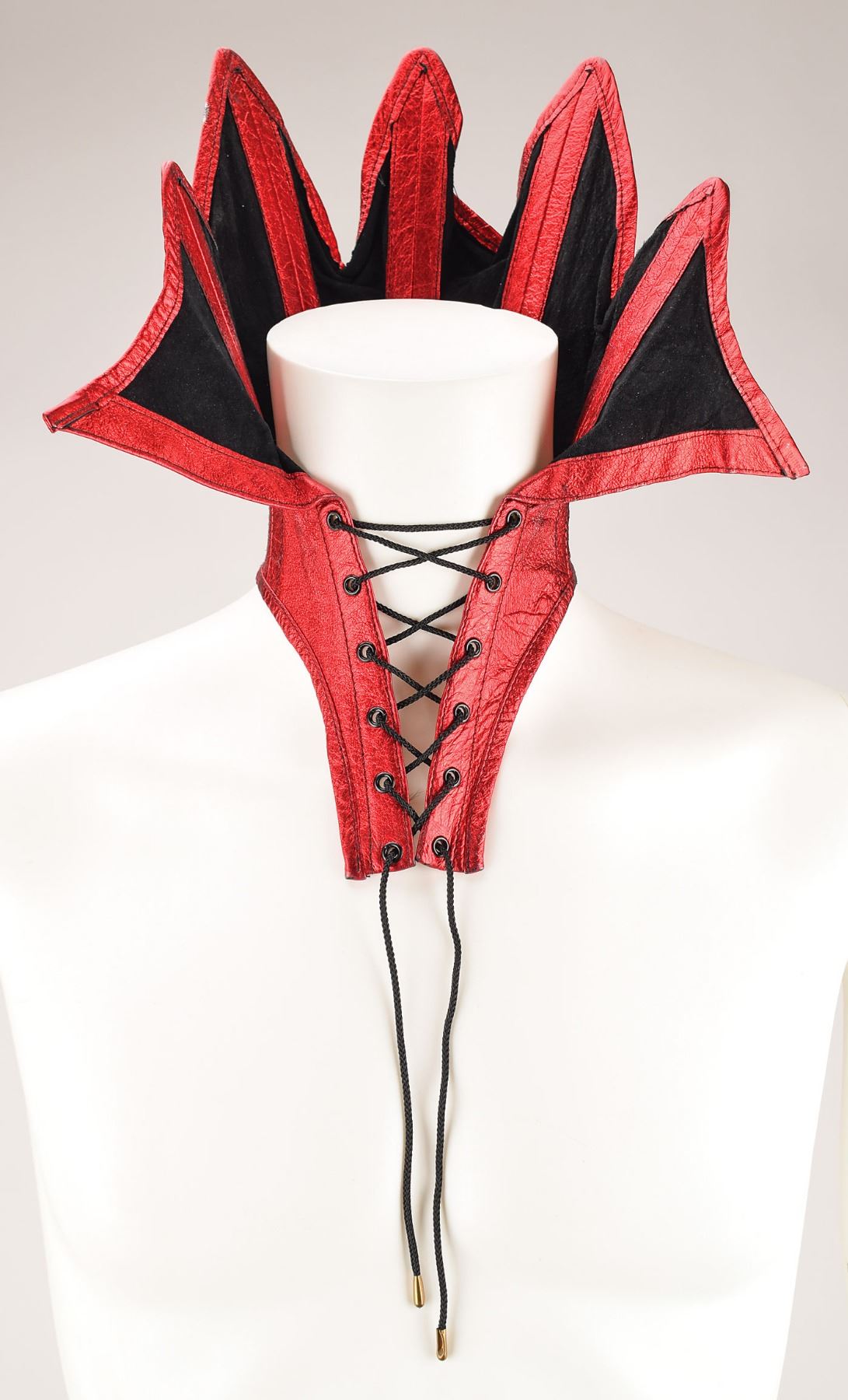 Aerosmith: Steven Tyler's Photo Shoot-Worn Devil Collar