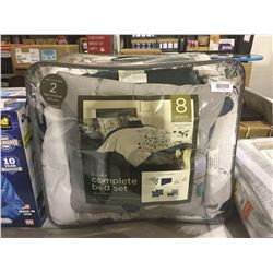 Michela 8 Piece Queen Bed Set