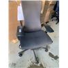 Image 1 : High Back upholstered adjustable office chair