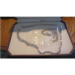 Swarovski Necklace and Bracelet Set