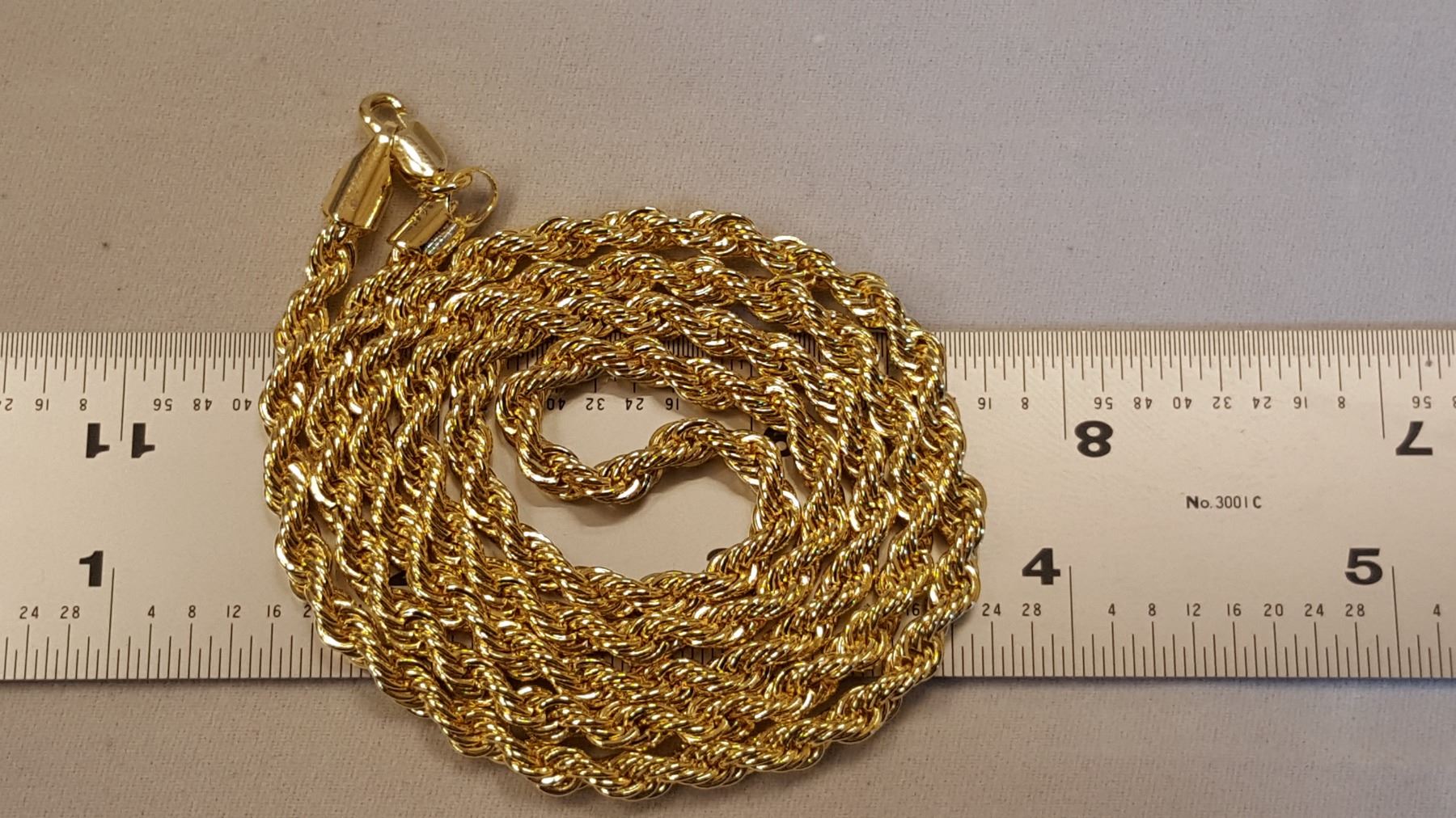 AWESOME 14 Kt. GOLD PLATED ROPE CHAIN.