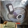 Image 2 : 2 WALL FANS