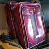 Image 1 : 2 PINK LULA LUGGAGE PIECES