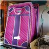 Image 2 : 2 PINK LULA LUGGAGE PIECES