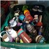 Image 2 : GREEN BASKET OF WATER BOTTLES