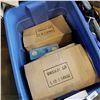 Image 2 : TOTE OF TEA LIGHT HOLDERS AND TEA LIGHTS