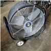 Image 1 : POWER FIST SHOP FAN