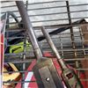 Image 3 : 2 TAPPING WRENCHES