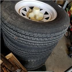 SET OF 4 RV TRAILER TIRES AND 5 BOLT WHEELS WITH CENTRE CAPS