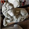 Image 1 : CONCRETE LION AND LAMB DECOR