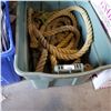 Image 1 : TOTE OF LARGE ROPE