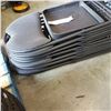 Image 2 : 8 FOLDING CHAIRS