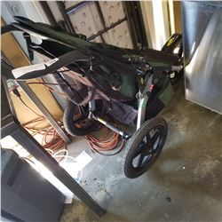 B.O.B 3 WHEEL STROLLER W/ BRAKE AND QUICK RELEASE