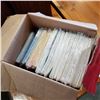 Image 2 : BOX OF LARGE GIFT CARDS - 250