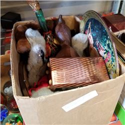 BOX OF COLLECTIBLES INCLUDING COCA-COLA TRAY