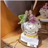 Image 2 : 2 PORCELAIN FIGURAL TABLE LAMPS