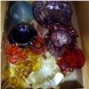 Image 3 : LOT OF ART GLASS VASES AND COLOURED GLASS WARE