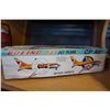 Image 2 : 1960S BOEING 737 TIN BATTERY OPERATED TOY PLANE