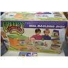 Image 2 : CREEPY CRAWLERS WORKSHOP W/ 2 MOULD PACKS