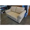 Image 2 : ROLLED ARM PILLOW BACK LOVE SEAT