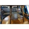 Image 3 : VINTAGE OAK END TABLE