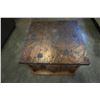 Image 2 : VINTAGE END TABLE W/ STORAGE