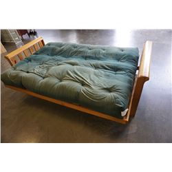 OAK 54 x 75 FUTON W/ GREEN CUSHION