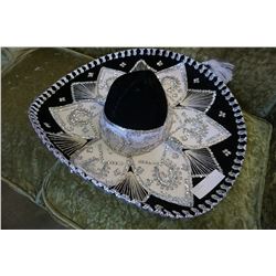 BLACK SOMBRERO