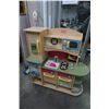 Image 1 : LITTLE TIKES PLAY KITCHEN